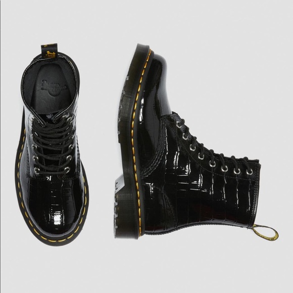 DR. MARTENS 1460 W Black Patent Lamper Croc Emboss Boots - Picture 4 of 16